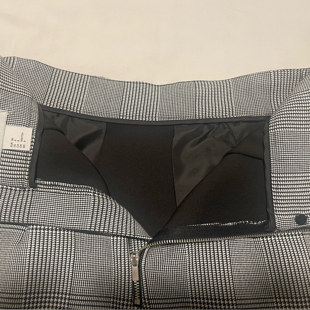 H&M Pencil Skirt Houndstooth Size 8 - Picture 3 of 4